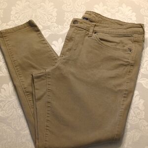 Casual Universal Thread Tan Straight Leg Pants